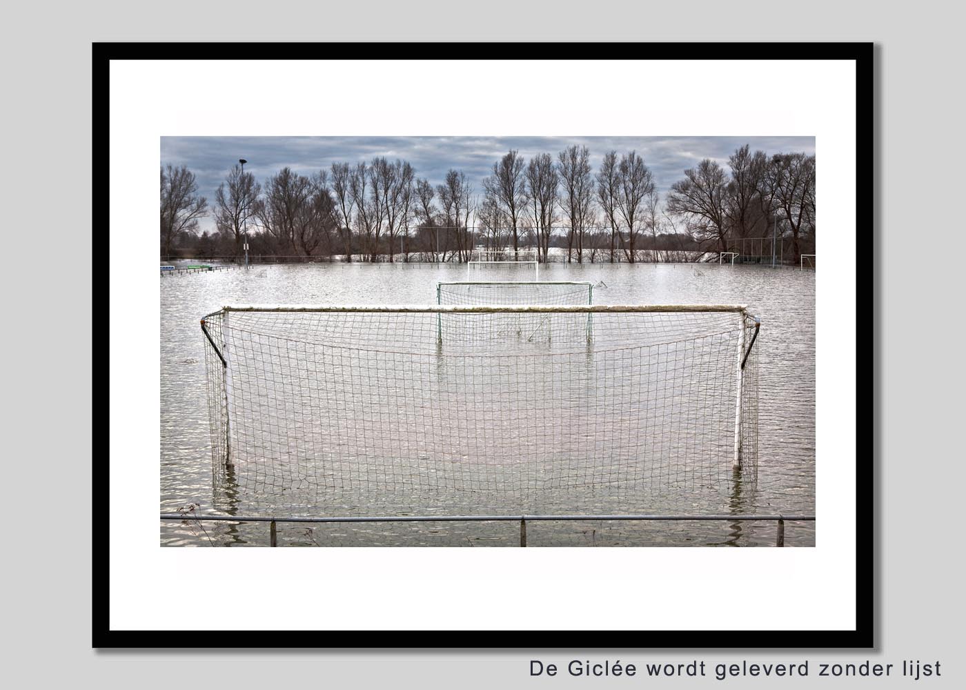 Ondergelopen voetbalveld